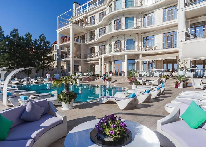 Panorama De Luxe Otel 5*