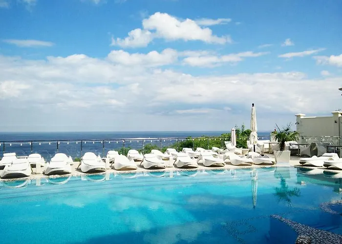 Panorama De Luxe Otel 5*