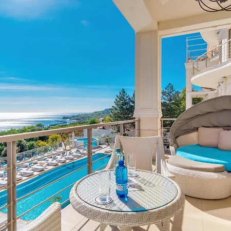 Panorama De Luxe Hotel