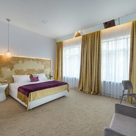 Ξενοδοχείο Panorama De Luxe 5*