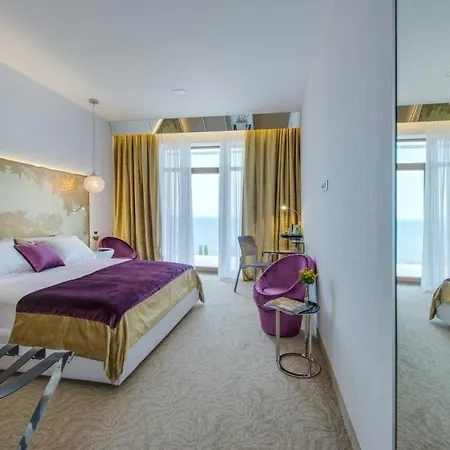 Panorama De Luxe Ξενοδοχείο 5*