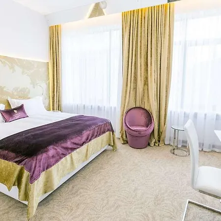 Panorama De Luxe Hotel 5*