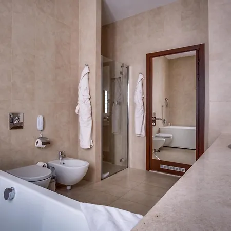 Panorama De Luxe Hotel 5*