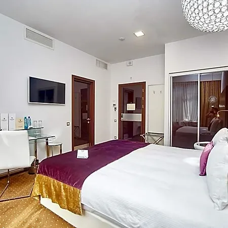 Hotel Panorama De Luxe 5*