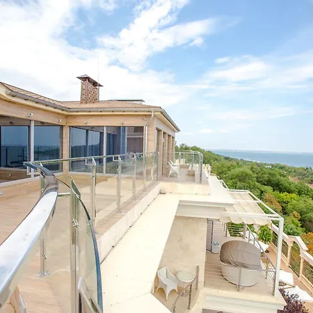 Panorama De Luxe Ξενοδοχείο 5*