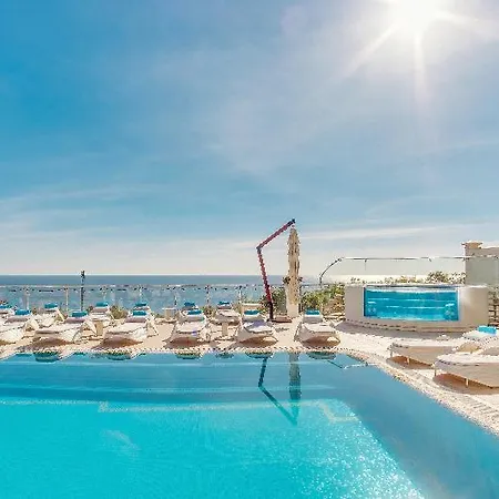 Panorama De Luxe Hotel 5*