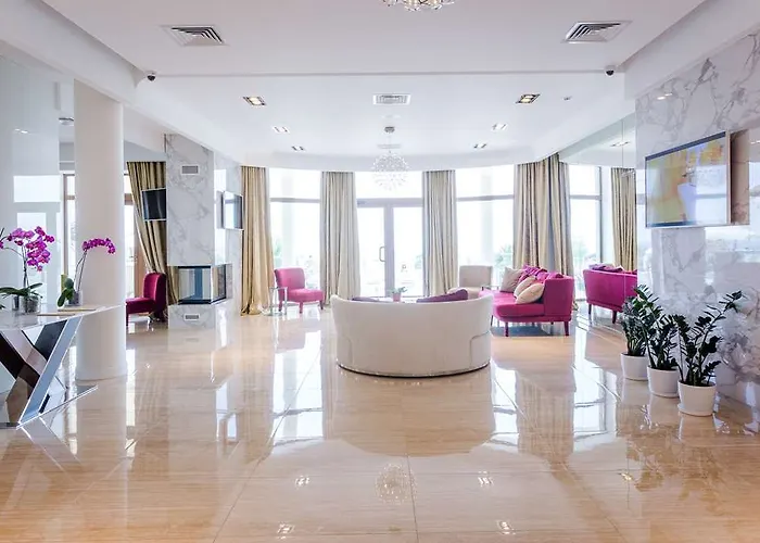 Panorama De Luxe Готель 5*