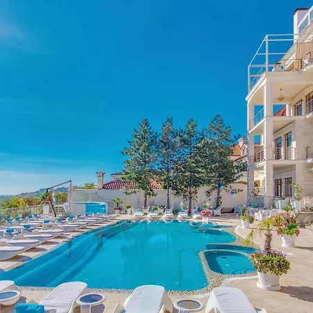 Panorama De Luxe Hotel