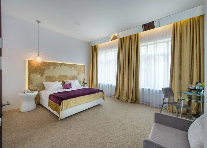 Hotel Panorama De Luxe 5*